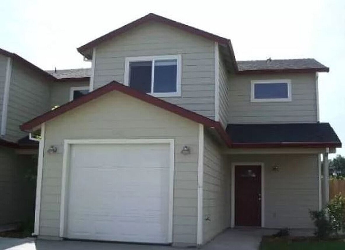 Building Photo - 563 Morgan Dr