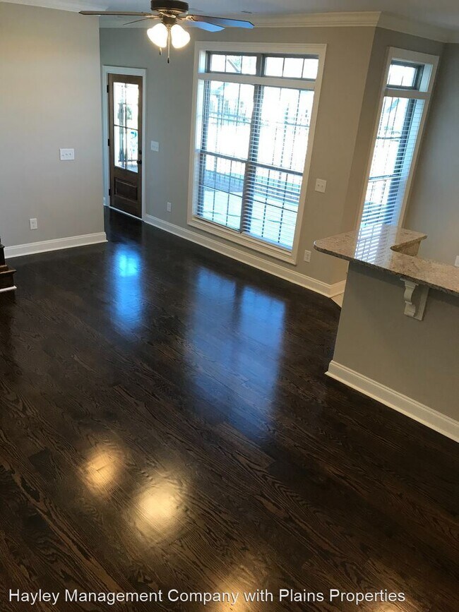 Foto del edificio - 3 br, 3.5 bath House - 1102 Runningvine Lane
