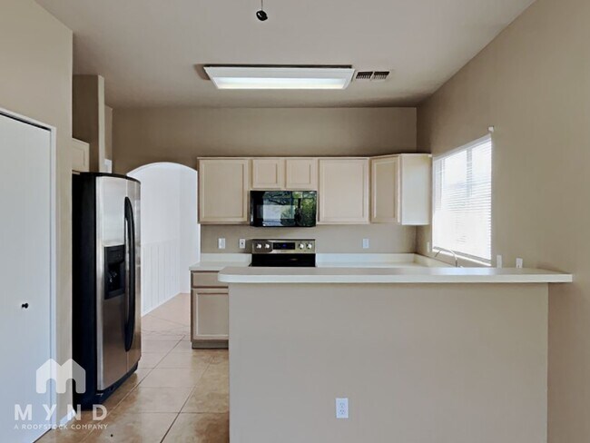 Building Photo - 7292 W Mesquite River Dr