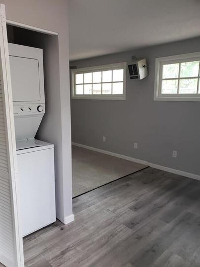 Foto del edificio - Recently Remodeled Studio - Near BSU