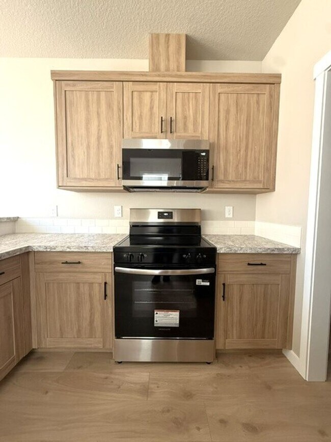 Foto del edificio - 4926 NE 34th St