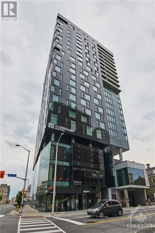 Building Photo - 20 Daly Ave