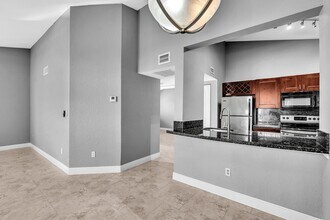 Building Photo - 2881 N Oakland Forest Dr