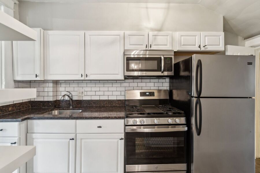 Photo - 1937 Bennett Pl NE-