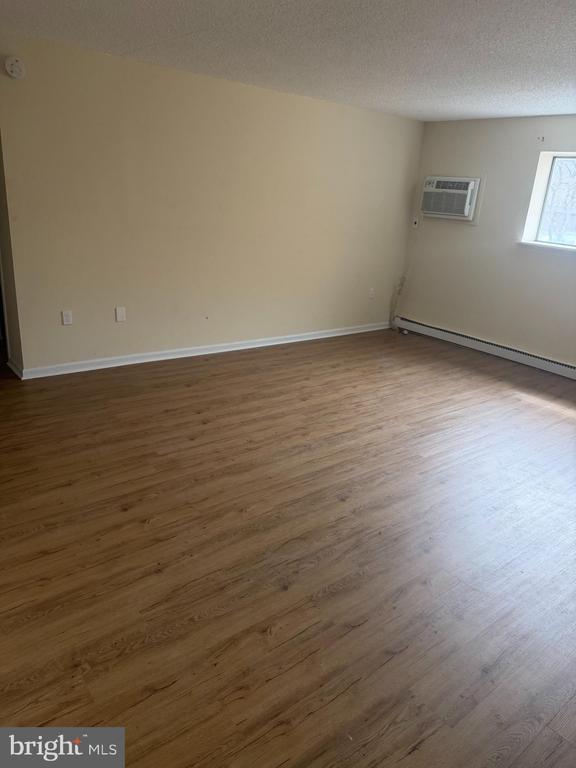 Foto del edificio - 400 Glendale Rd