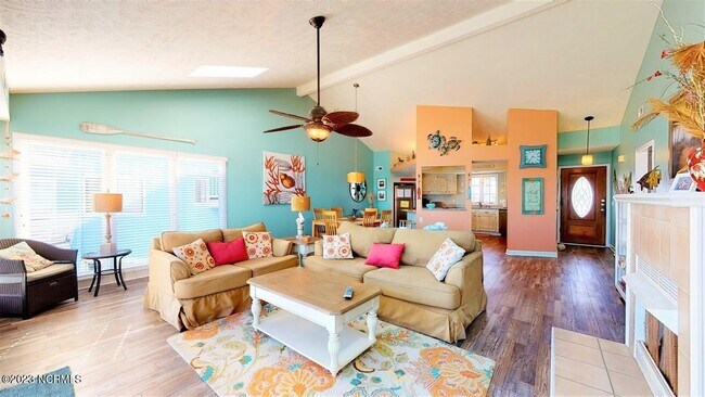 Building Photo - 1514 Carolina Beach Ave N