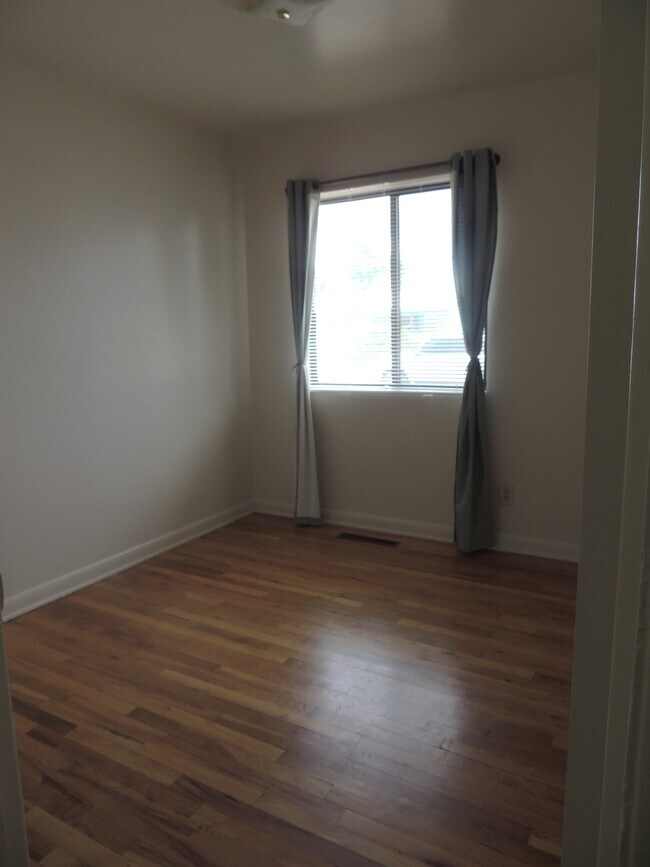 Foto del edificio - 1353 N 21st St