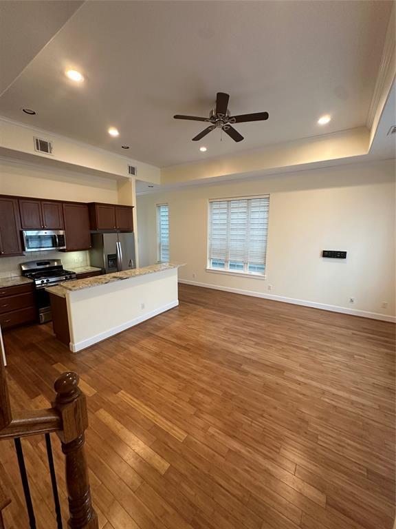 Foto del edificio - 902 W 20th St
