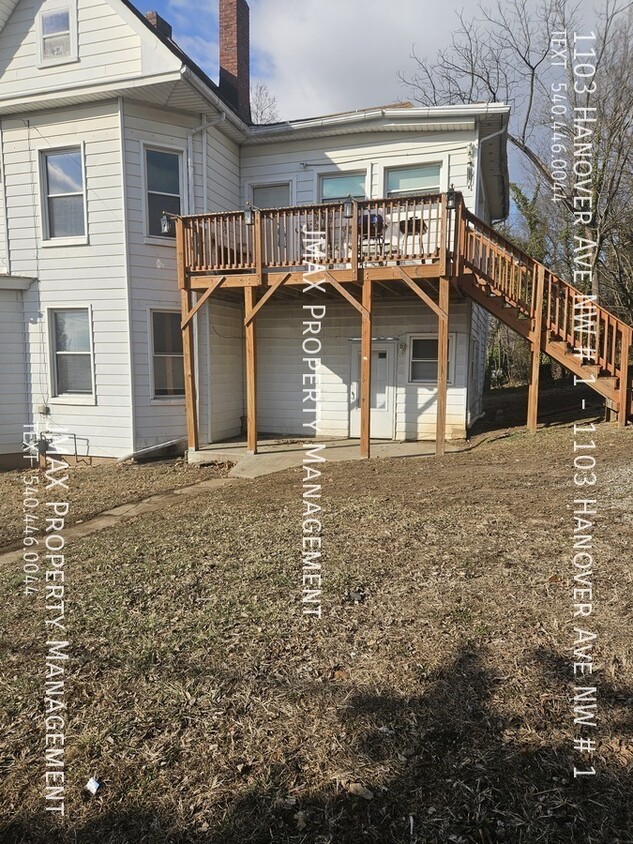 Foto principal - This property has a no security deposit op...