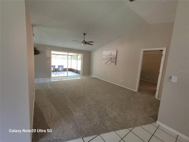 Building Photo - 16004 Grass Lake Dr