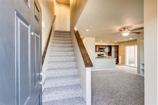 Building Photo - 205 Meadowview Ln