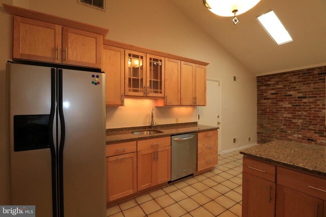 Foto del edificio - 8200 Woodhaven Blvd