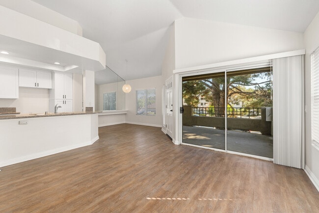 Photo - 1 Scripps Aisle Townhome