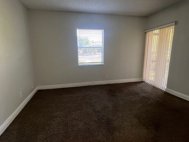 Foto del edificio - 11552 NW 39th St