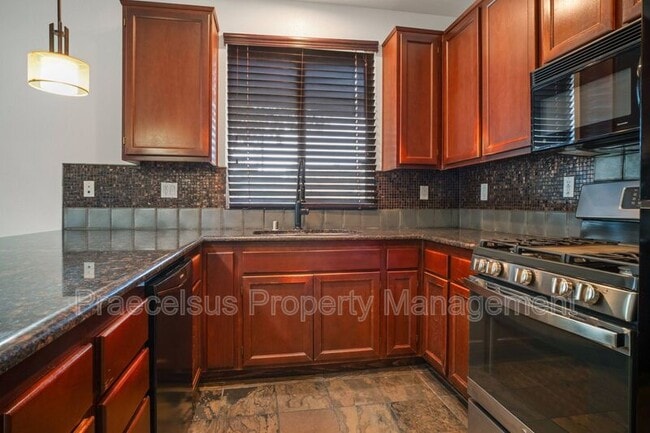 Building Photo - 2374 Calle Torreno