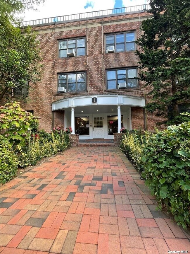 Foto del edificio - 1 Town House Pl