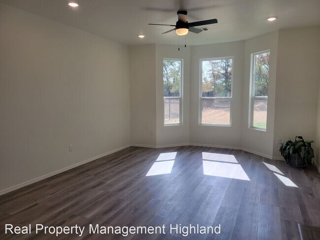 Foto del edificio - 3 br, 2.5 bath House - 1202 North Mystic D...
