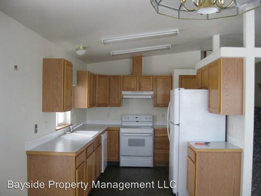 Building Photo - 315 Mission View Dr