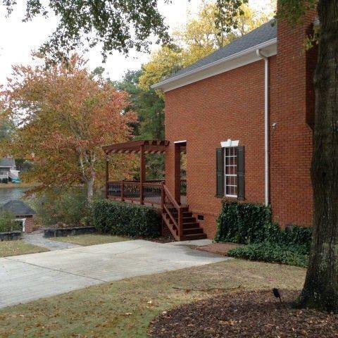 Building Photo - 113 Moss Creek Dr
