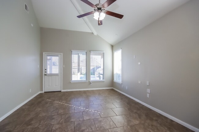 Building Photo - 13207 Clover Creek Point Ln