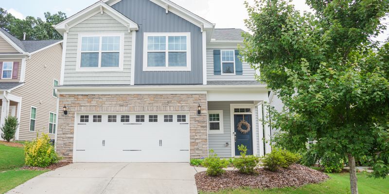 Primary Photo - Maple Walk Rental