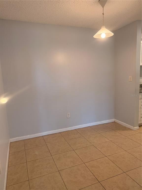 Building Photo - 455 Alt 19