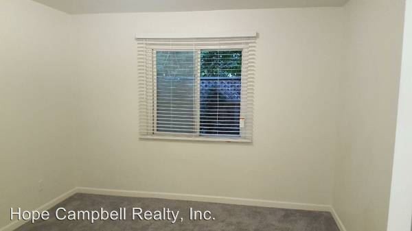 Foto del edificio - 1773 Bacon St