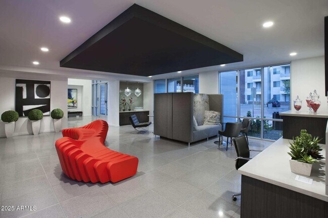 Foto del edificio - 1616 N Central Ave