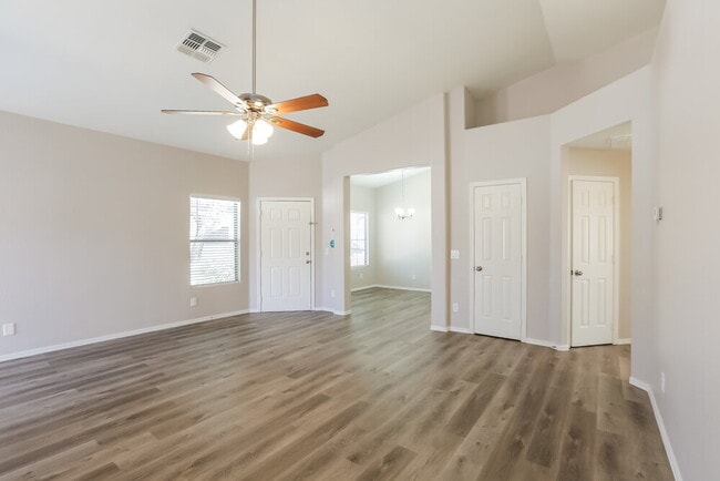 Building Photo - 6350 W Hilton Ave