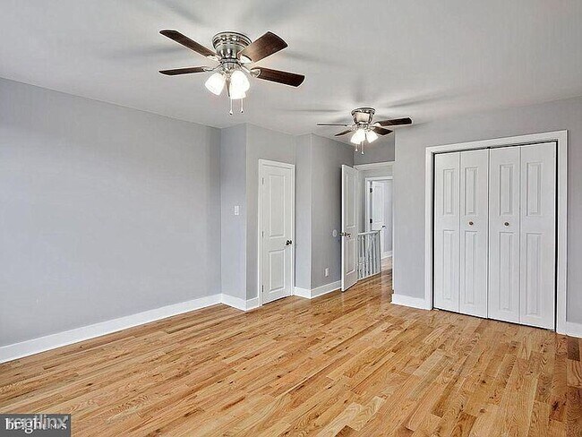 Building Photo - 2 br, 1.5 bath House - 2527 S Marshall St