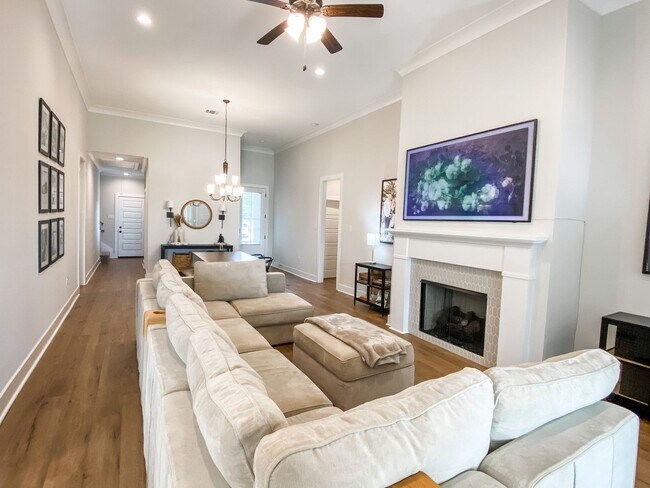Building Photo - Beautiful NEW 4 Bedroom plus Bonus Room fo...