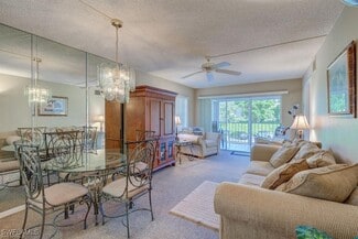 Building Photo - 5 High Point Cir W