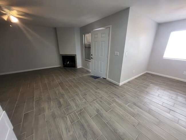 Foto del edificio - 2321 N Jones Blvd