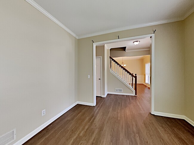 Building Photo - 214 Bent Oak Lane