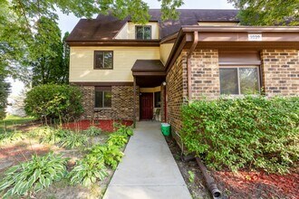 Building Photo - 1039 S Sunnyvale Ln