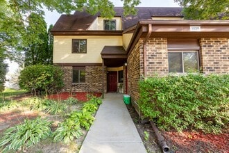 Building Photo - 1039 S Sunnyvale Ln