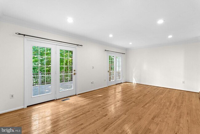 Foto del edificio - 7877 Painted Daisy Dr