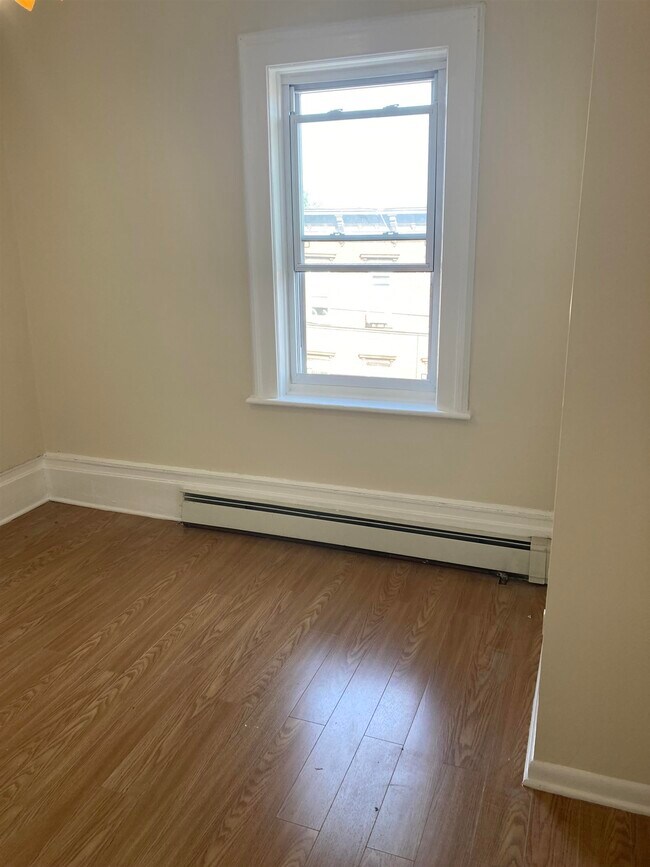 329 Palisade Ave Unit 8, Jersey City, NJ 07307 Condo for Rent in
