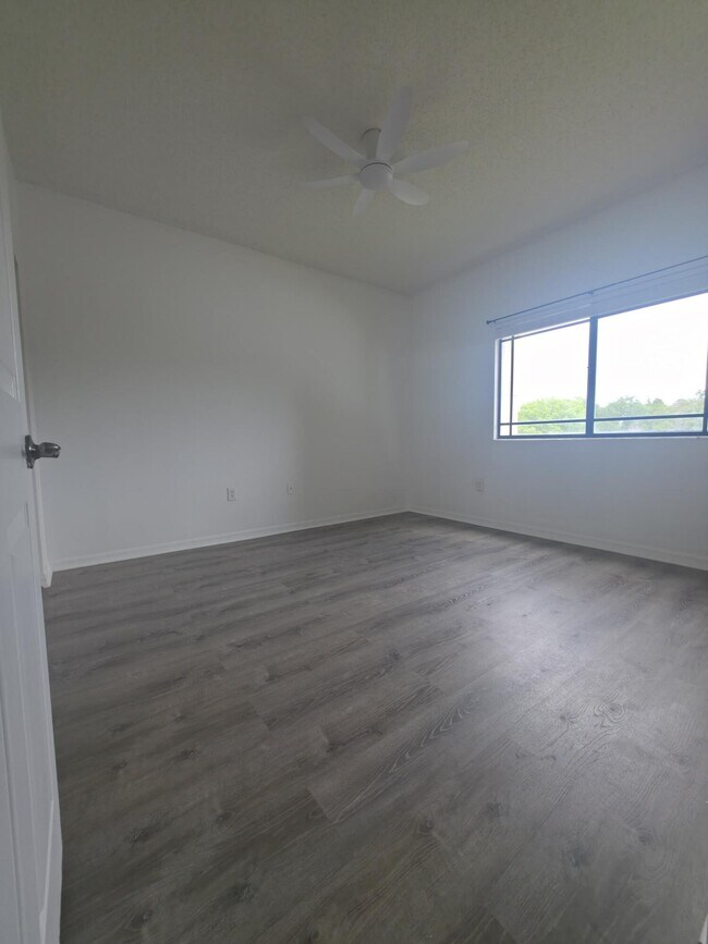 Foto del edificio - 2805 Veronia Dr