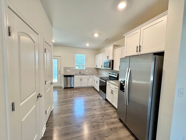 Photo - 3BD Townhome minutes from I-485 & I-85