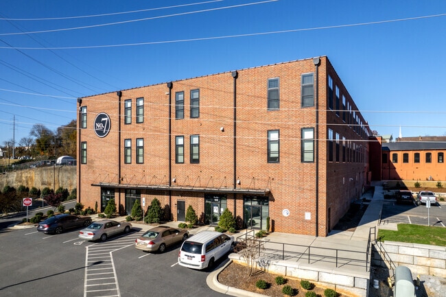 Building Photo - Alpine Mills