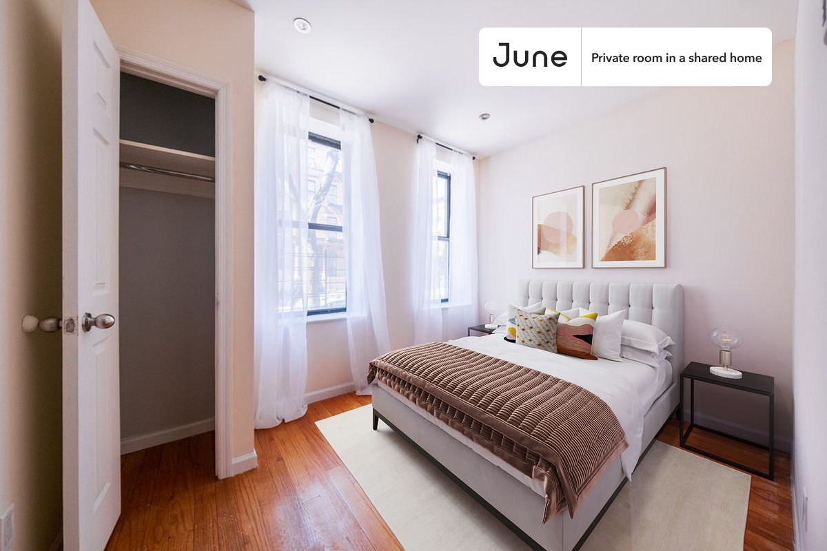 Primary Photo - Private bedroom in 4 bed/2 bath Home