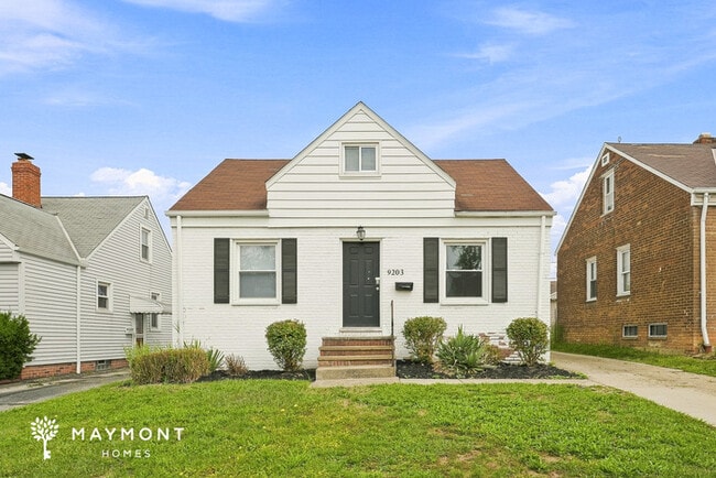 Building Photo - 9203 S Highland Ave