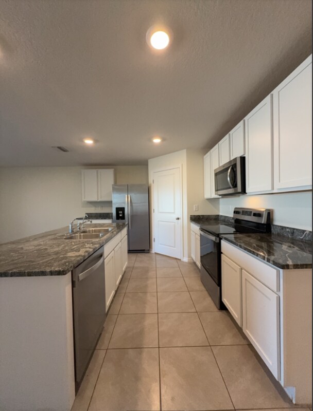 Foto del edificio - 822 18th Ave SE