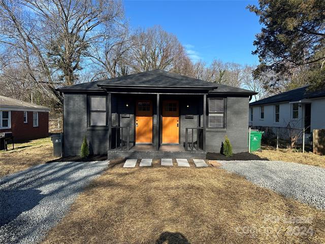 Foto principal - 301 Orange St