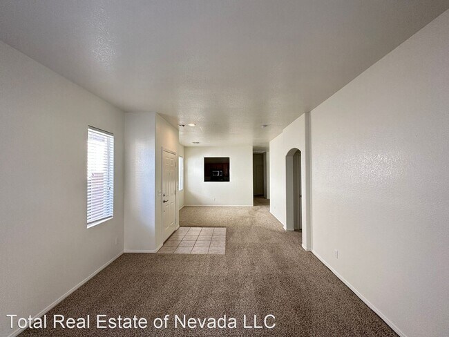 Foto del edificio - 2 br, 2 bath House - 1109 Milpas Ln