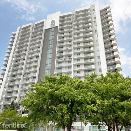 Foto del edificio - 2 br, 2 bath  - 1443 NW 14 Avenue