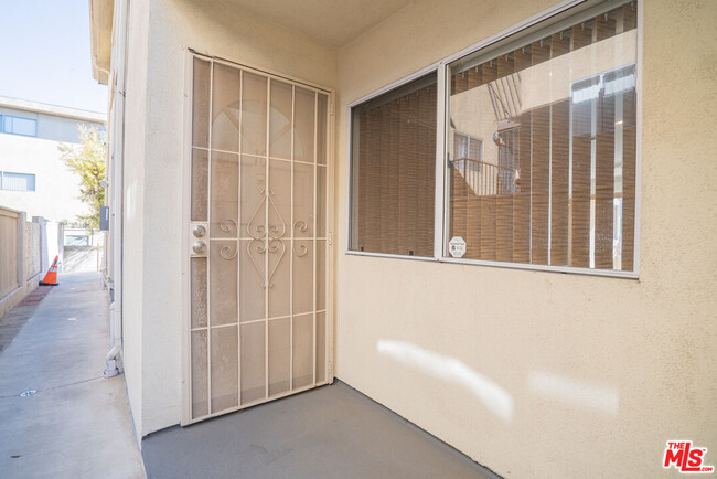 Foto del edificio - 924 Enterprise Ave