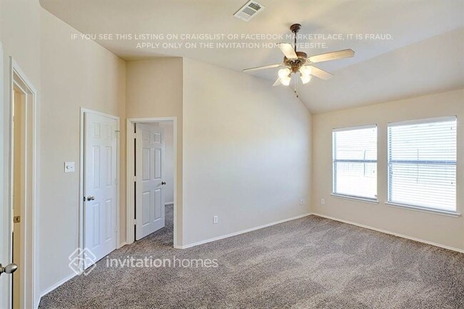 Building Photo - 5000 Blackwood Dr