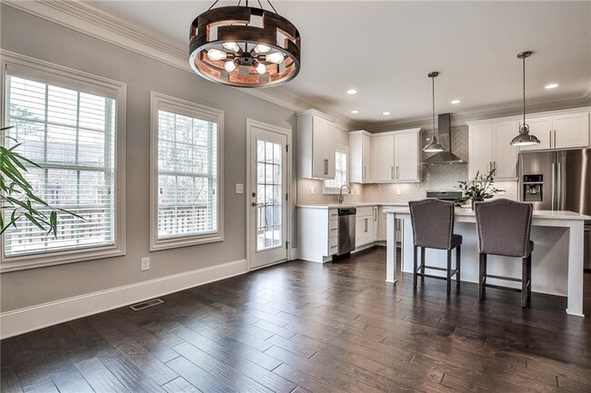 Building Photo - 1094 Willow Field Dr